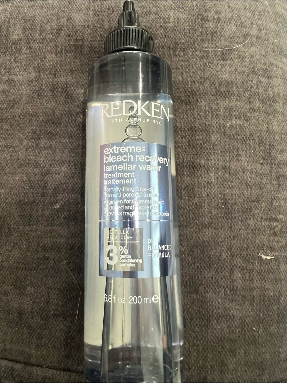 Redken Extreme Bleach Recovery Lamellar Water - Clear/Silver Bottle